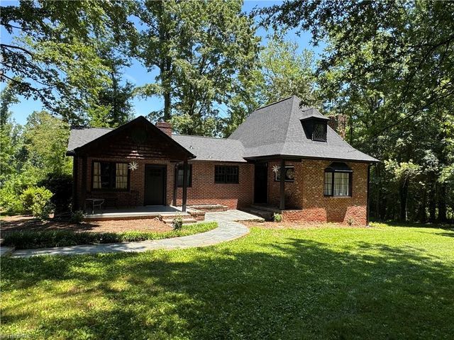 2381 Bethabara Road, Winston-salem, NC 27106