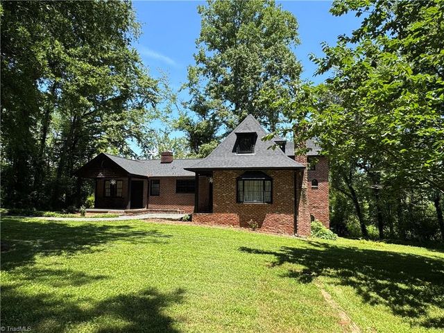 2381 Bethabara Road, Winston-salem, NC 27106