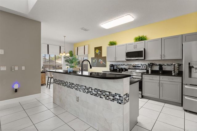 163 HIGHGATE PARK BOULEVARD, Davenport, FL 33897