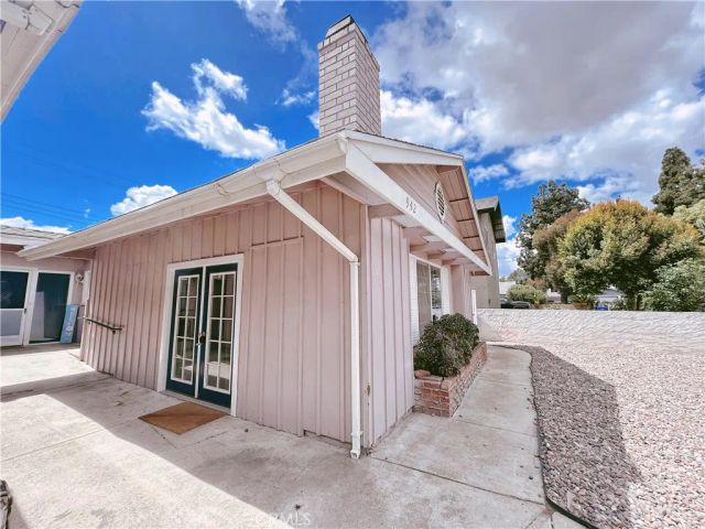 942 Barbara Ln, Pomona, CA 91767