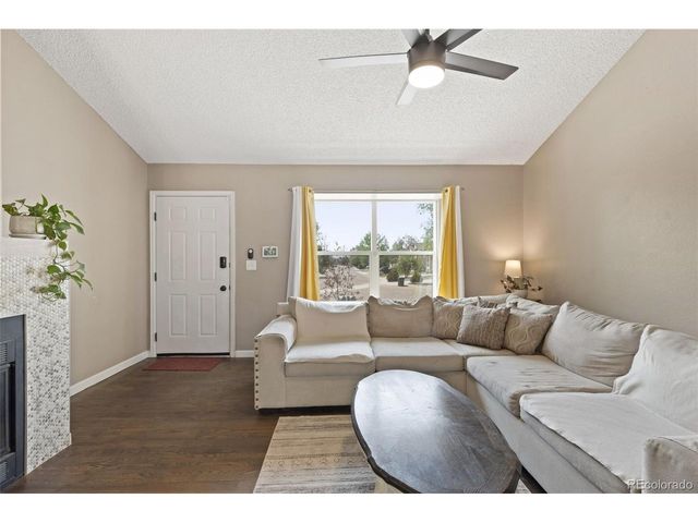 576 Lindstrom Dr, Colorado Springs, CO 80911