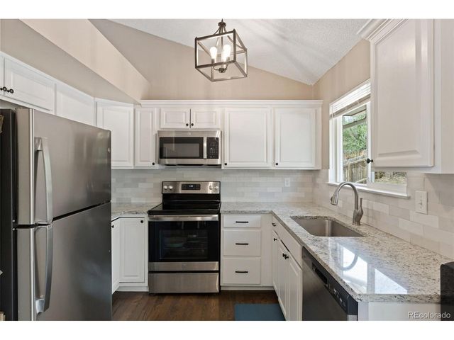 576 Lindstrom Dr, Colorado Springs, CO 80911