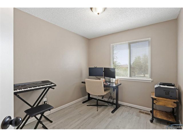 576 Lindstrom Dr, Colorado Springs, CO 80911