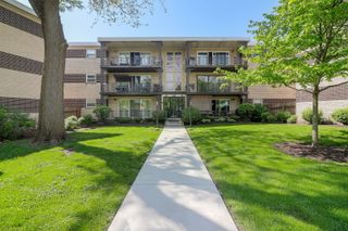911 8th Avenue 5, La Grange, IL 60525