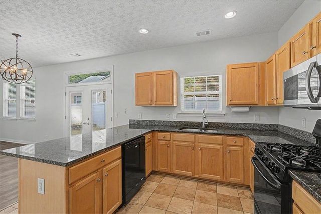 980 Windcroft Circle NW, Acworth, GA 30101