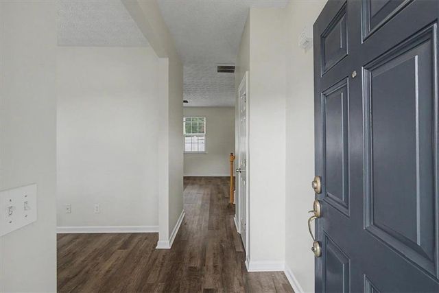 980 Windcroft Circle NW, Acworth, GA 30101