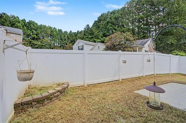 980 Windcroft Circle NW, Acworth, GA 30101