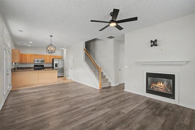980 Windcroft Circle NW, Acworth, GA 30101