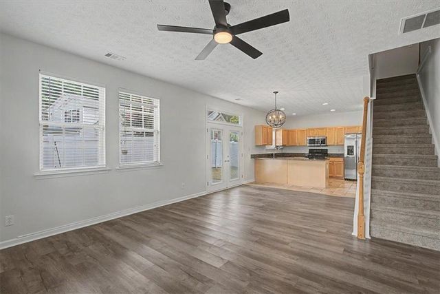 980 Windcroft Circle NW, Acworth, GA 30101