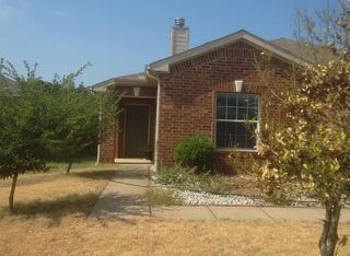 8032 Brook Ridge Drive, Fort Worth, TX 76120