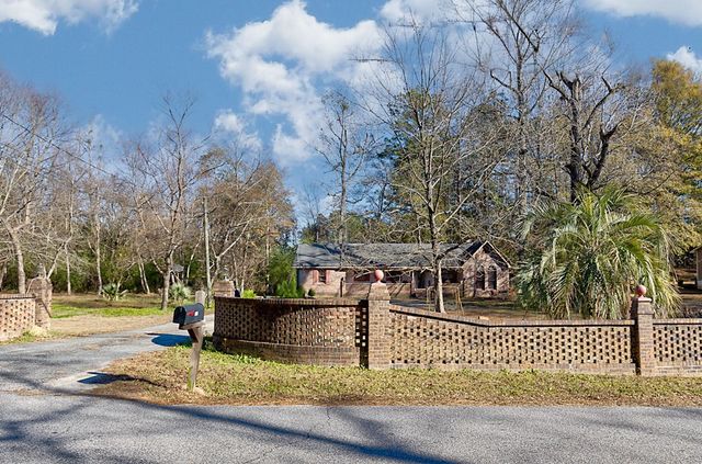 520 Lee Road 0237, Smiths Station, AL 36877