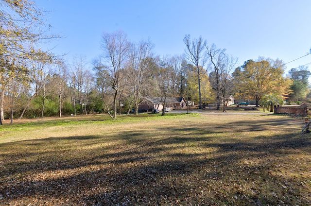 520 Lee Road 0237, Smiths Station, AL 36877