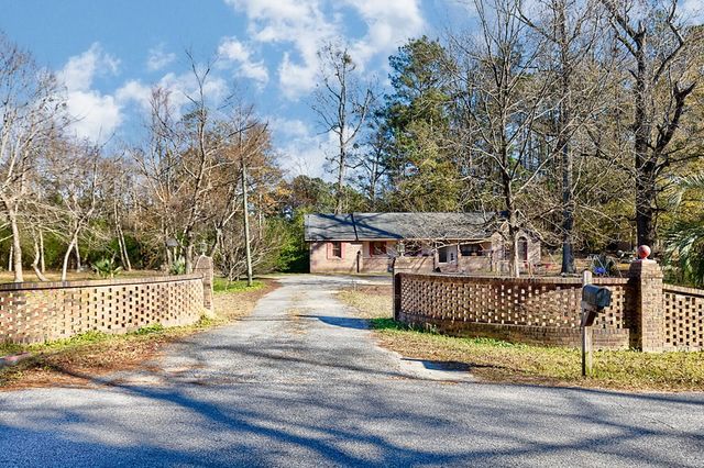 520 Lee Road 0237, Smiths Station, AL 36877