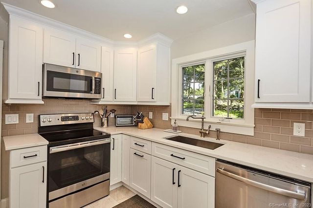 94 Partrick Road, Westport, CT 06880