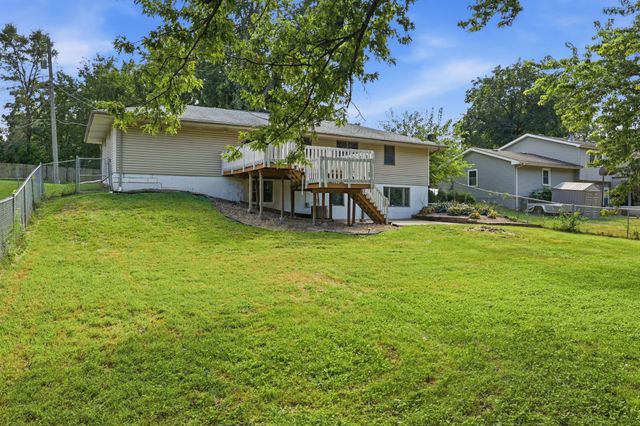 1709 Kenyon Avenue, Des Moines, IA 50315