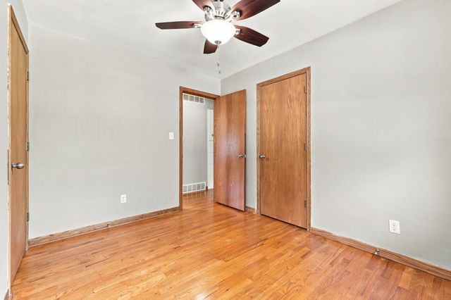 1709 Kenyon Avenue, Des Moines, IA 50315