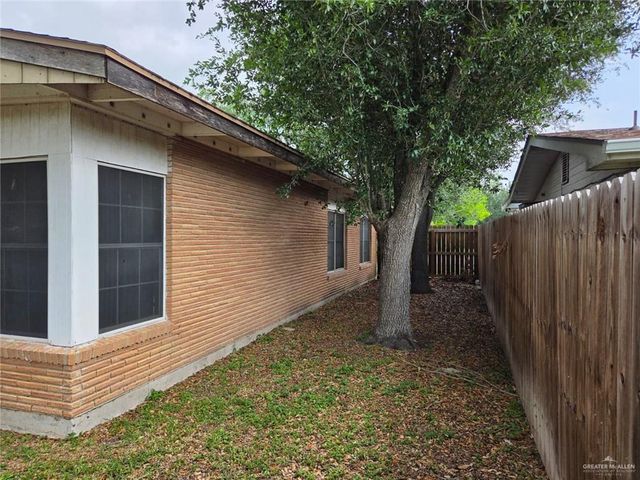 2010 E Austin Avenue, Harlingen, TX 78550