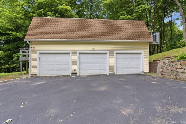 186 High Ridge Road, Pound Ridge, NY 10576