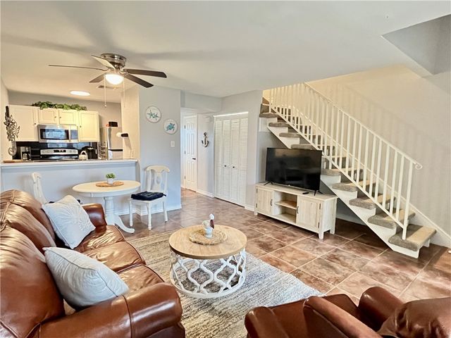 4141 Whiteley Dr 205, Corpus Christi, TX 78418