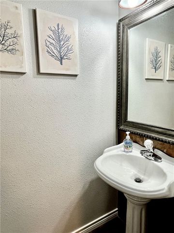4141 Whiteley Dr 205, Corpus Christi, TX 78418