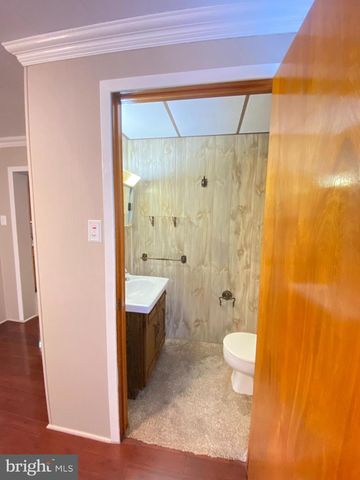 141 S NICHOLAS ST, Saint Clair, PA 17970