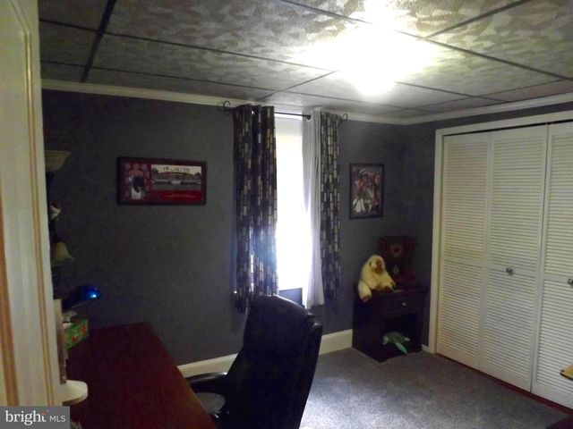 141 S NICHOLAS ST, Saint Clair, PA 17970