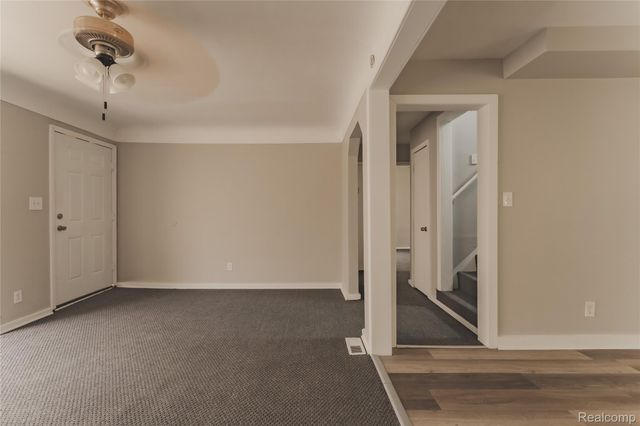 15765 Nicolai Avenue, Eastpointe, MI 48021