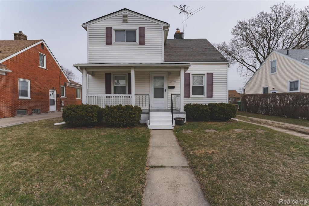 15765 Nicolai Avenue, Eastpointe, MI 48021