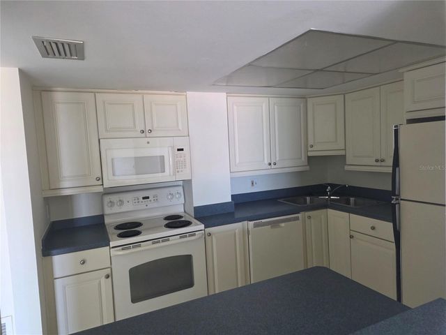 4900 BRITTANY DRIVE S 414, St Petersburg, FL 33715