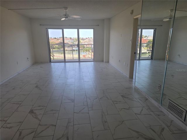 4900 BRITTANY DRIVE S 414, St Petersburg, FL 33715