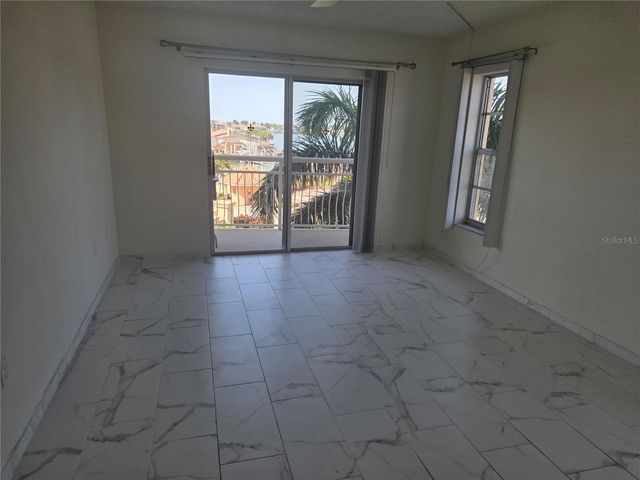 4900 BRITTANY DRIVE S 414, St Petersburg, FL 33715