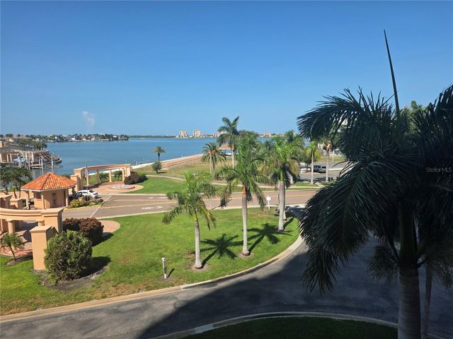 4900 BRITTANY DRIVE S 414, St Petersburg, FL 33715