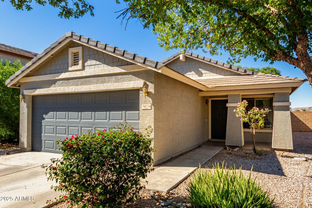 Image 1 of property listing at 34734 N HAPPY JACK Drive, San Tan Valley, AZ 85144