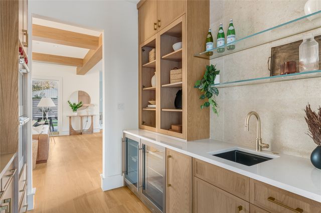 6016 Del Roy Drive, Dallas, TX 75230