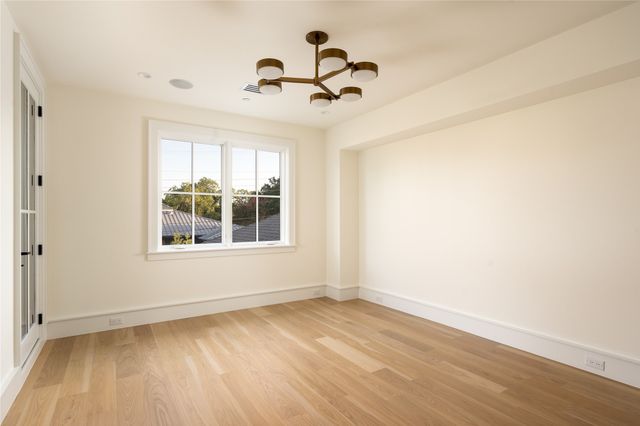 6016 Del Roy Drive, Dallas, TX 75230