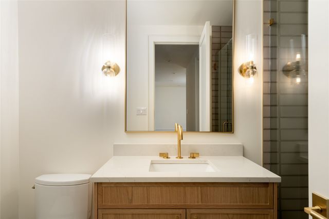 6016 Del Roy Drive, Dallas, TX 75230
