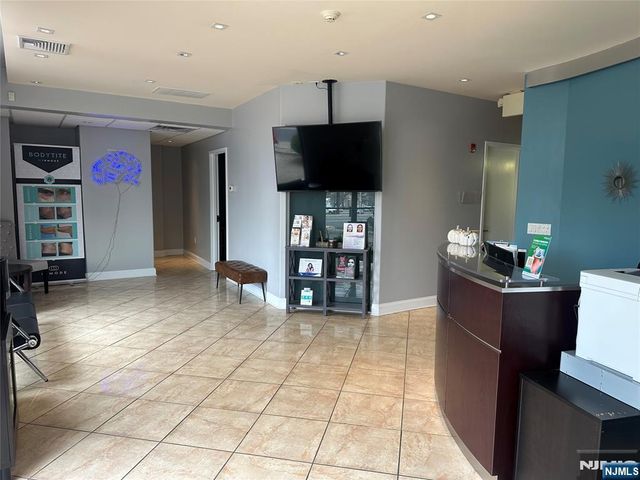 125 N Dean Street A, Englewood, NJ 07631