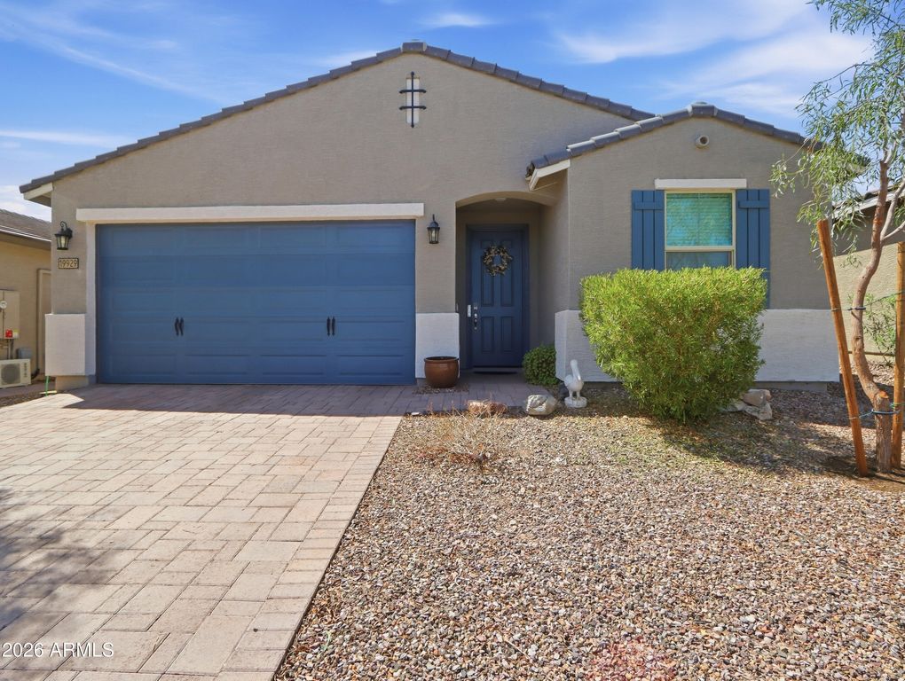 19929 W ANNIKA Drive, Litchfield Park, AZ 85340 — exterior