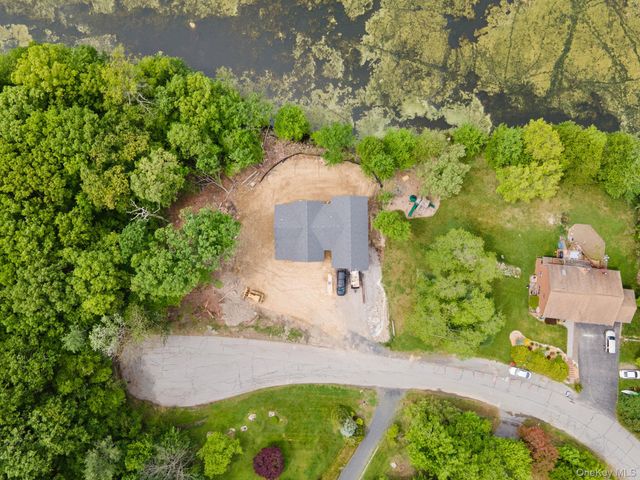 86 Shore Boulevard, Slate Hill, NY 10973