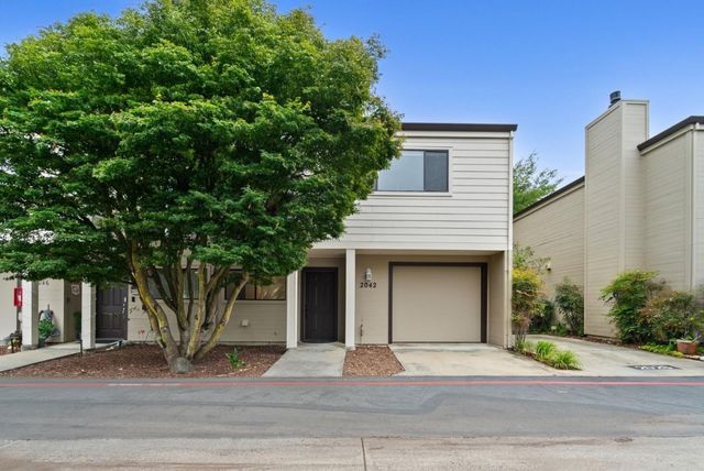 2042 Bobwhite Lane, Santa Cruz, CA 95065