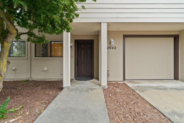 2042 Bobwhite Lane, Santa Cruz, CA 95065