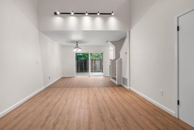 2042 Bobwhite Lane, Santa Cruz, CA 95065