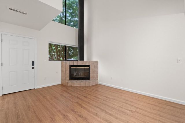 2042 Bobwhite Lane, Santa Cruz, CA 95065