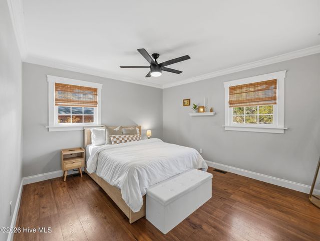 209 Puller Drive, Jacksonville, NC 28540