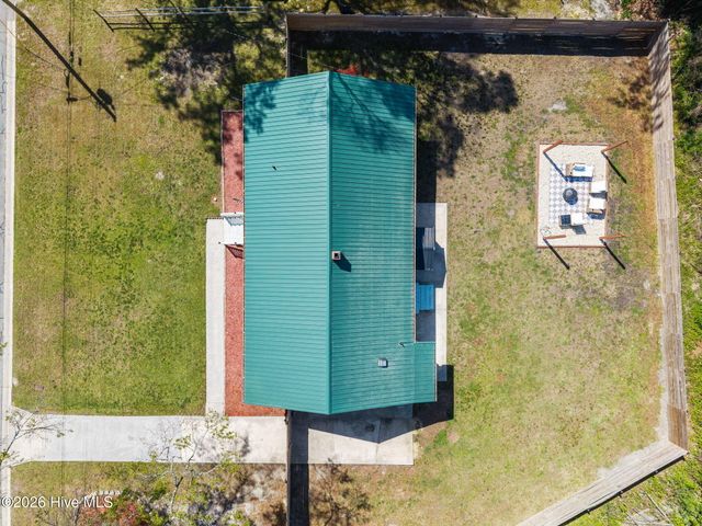 209 Puller Drive, Jacksonville, NC 28540