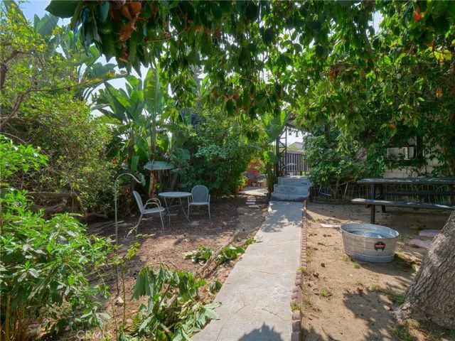 2258 Duane, Los Angeles, CA 90039