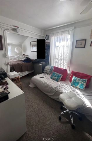 2258 Duane, Los Angeles, CA 90039