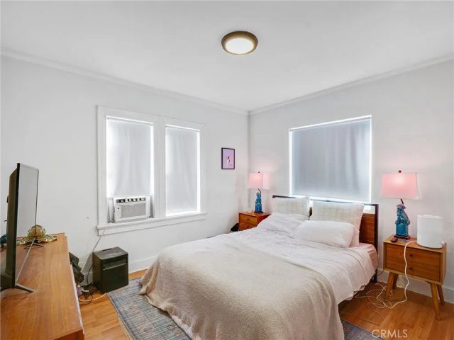 2258 Duane, Los Angeles, CA 90039