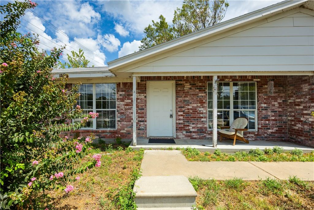606 North Moore Street, Caldwell, TX 77836 — photo 5