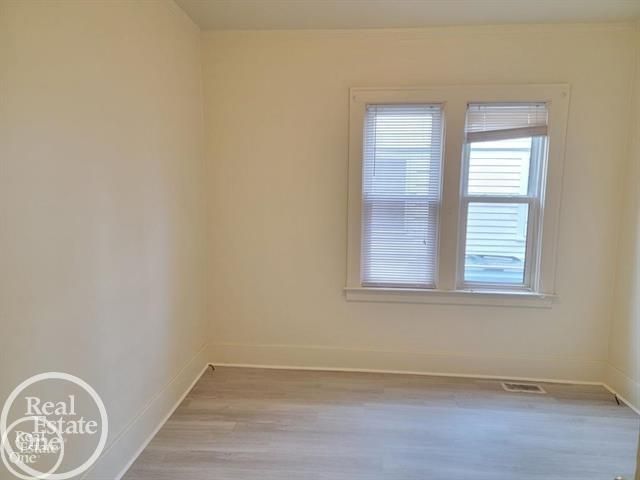 1456 Beaconsfield Street, Grosse Pointe Park, MI 48230